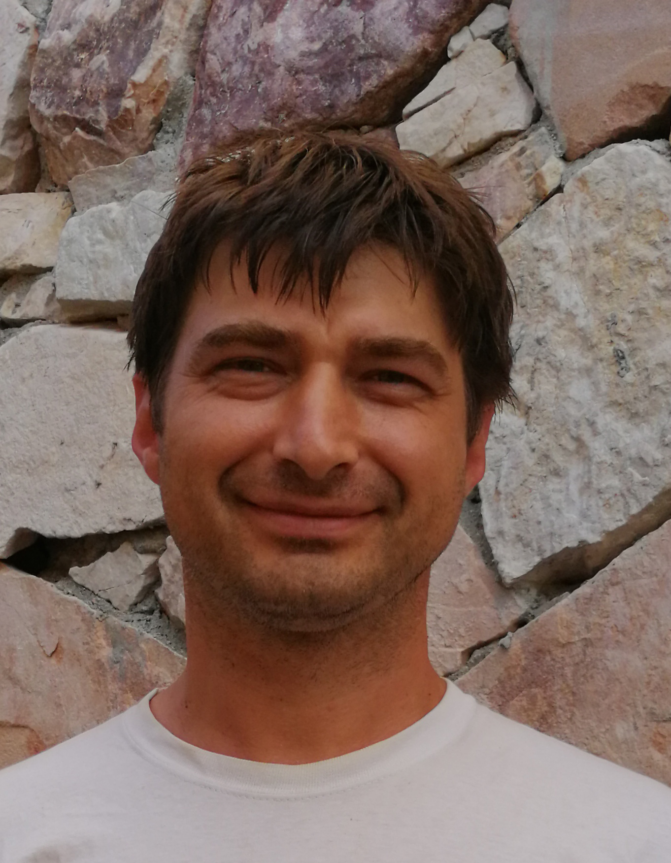 Емил Деведжиев